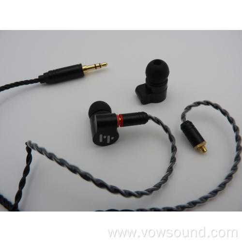 Hybrid Balanced Armature with Dynamic In-ear Earphone